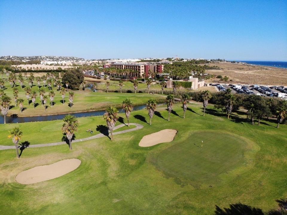 Ambassador Salgados Beach Suites 阿尔布费拉 外观 照片
